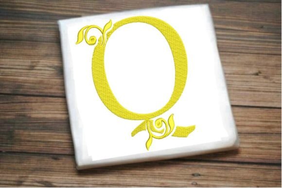 Q Letter Beautiful Monogram